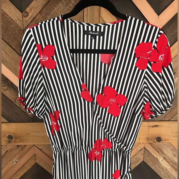 Madewell Ruffle-Wrap Dress in Candied Orchids Size 2 - Picture 5 of 10